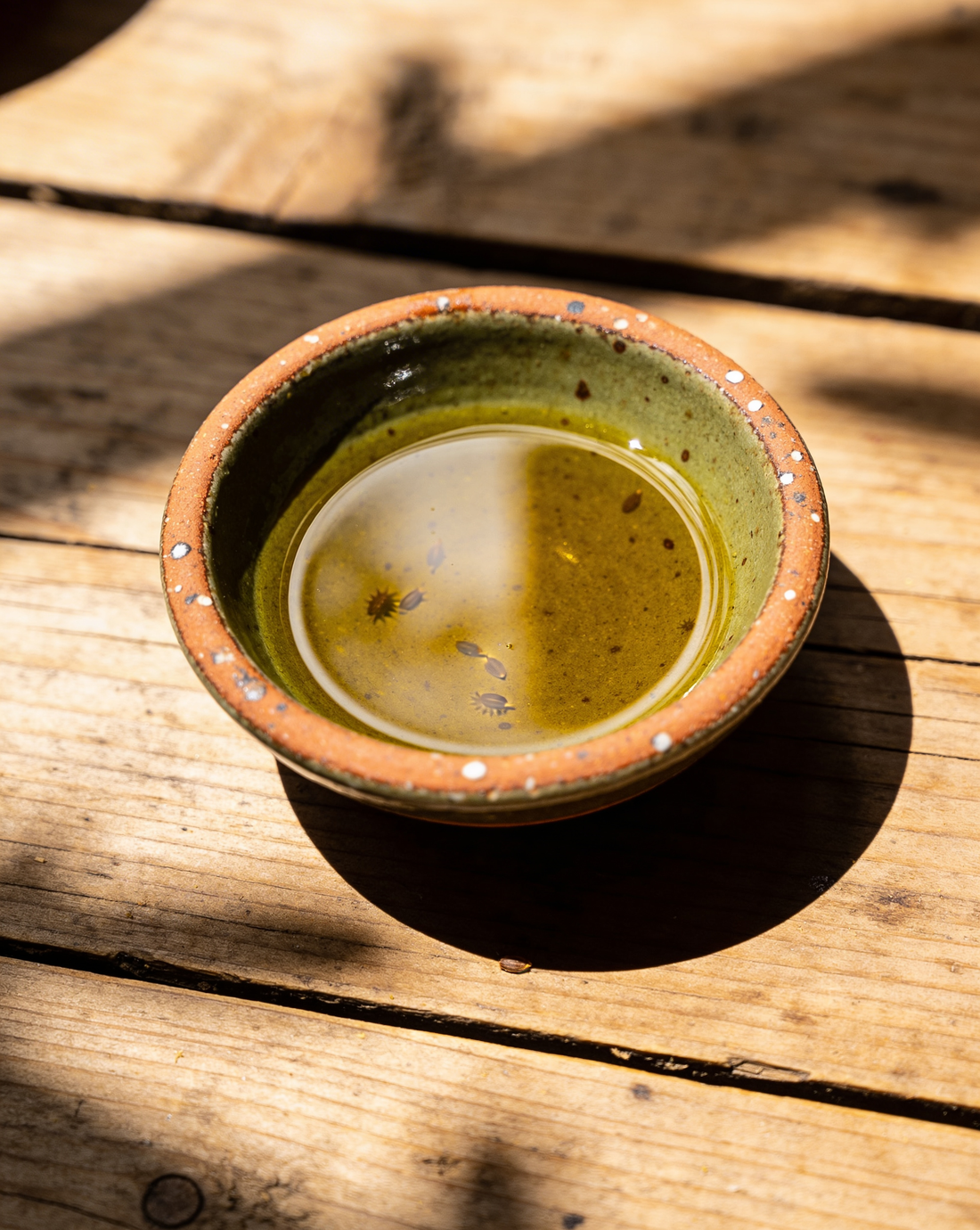 Castor Oil Benefits for Hair, Skin & Wellness | Liv Metta